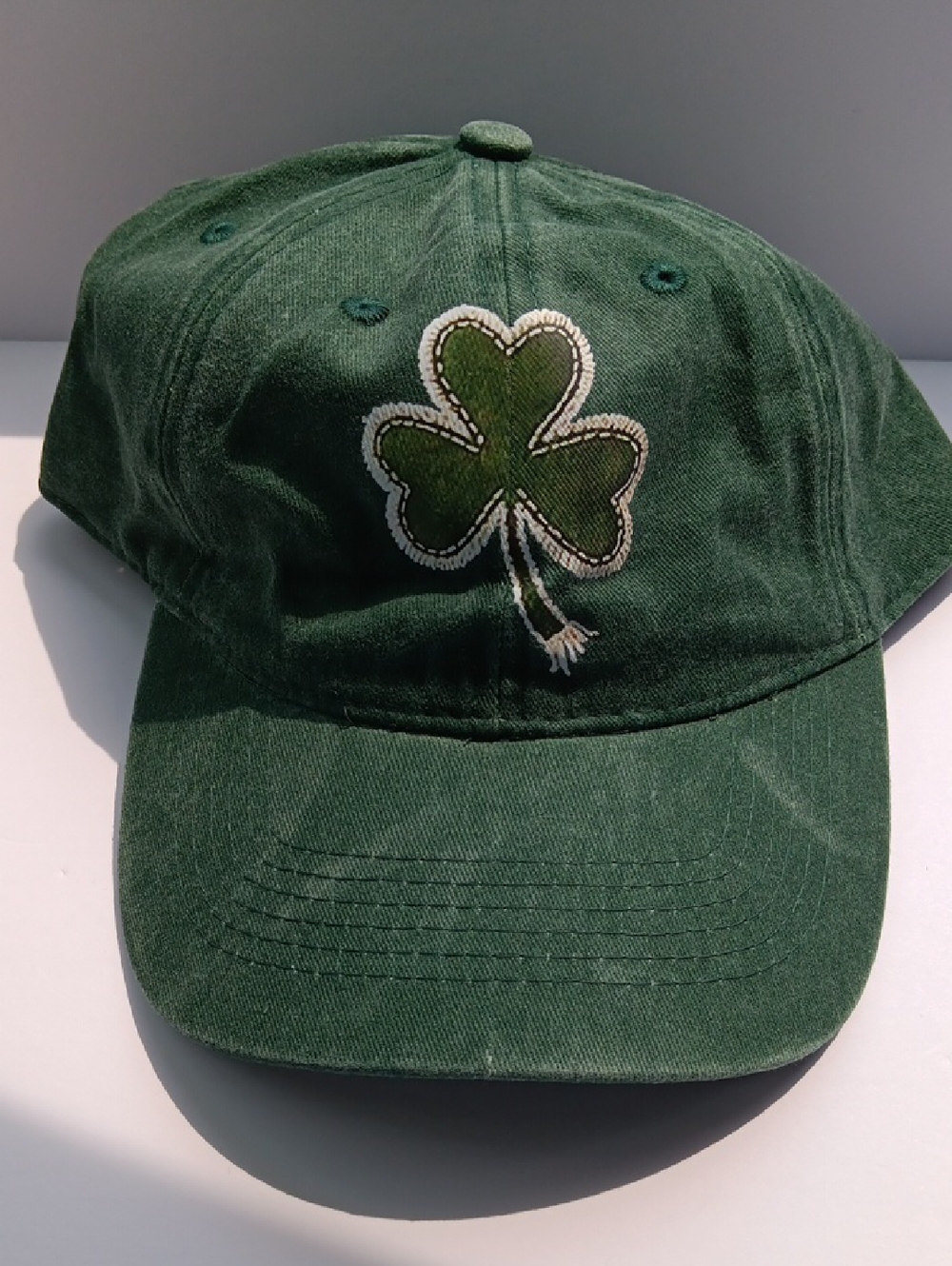 IRISH GREEN BASEBALL CAP WITH SHAMROCK